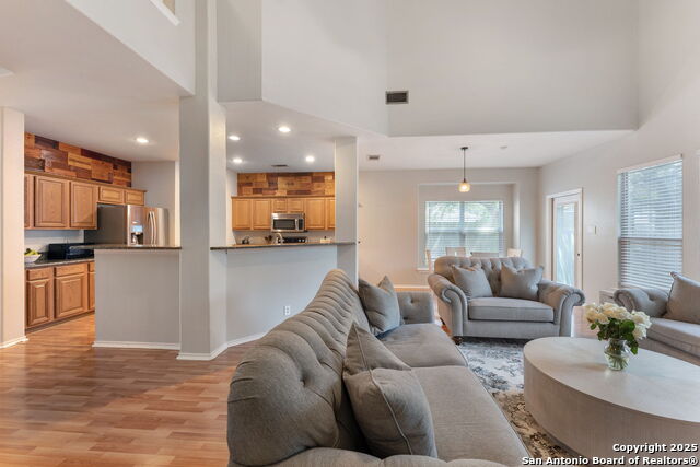 Image 13 of 43 For 1039 Maltese Ln