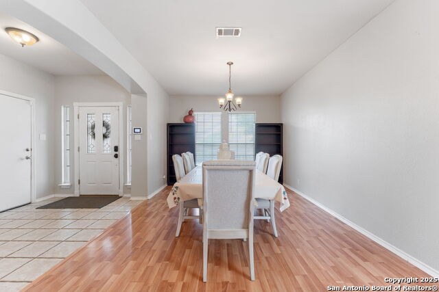 Image 7 of 43 For 1039 Maltese Ln