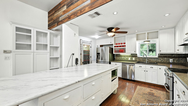 Image 10 of 22 For 110 Erskine Ferry