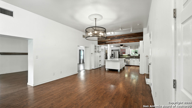 Image 13 of 22 For 110 Erskine Ferry