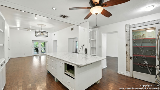 Image 9 of 22 For 110 Erskine Ferry