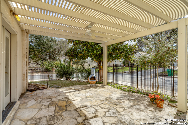 Image 3 of 14 For 444 Herff St