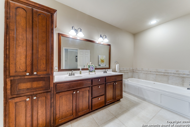Image 8 of 14 For 444 Herff St