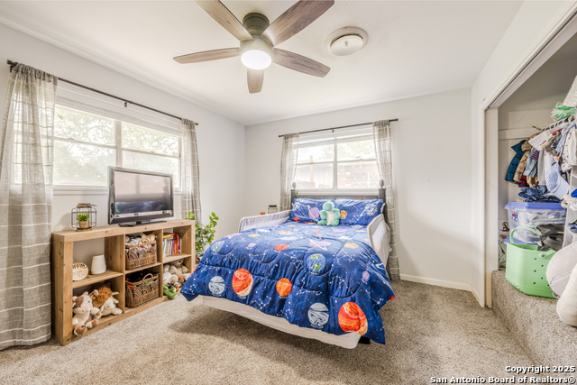 Listing photo id 7 for 606 Dorothy Jo