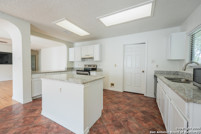 Image 18 of 50 For 8546 Paloma  