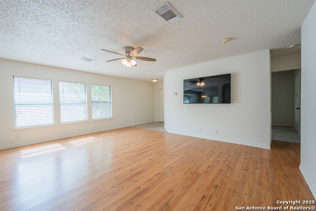 Image 9 of 50 For 8546 Paloma  