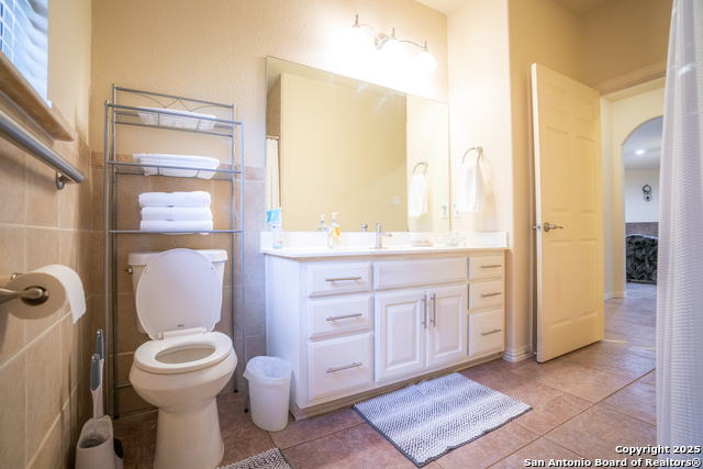 Image 19 of 28 For 6935 Hausman W