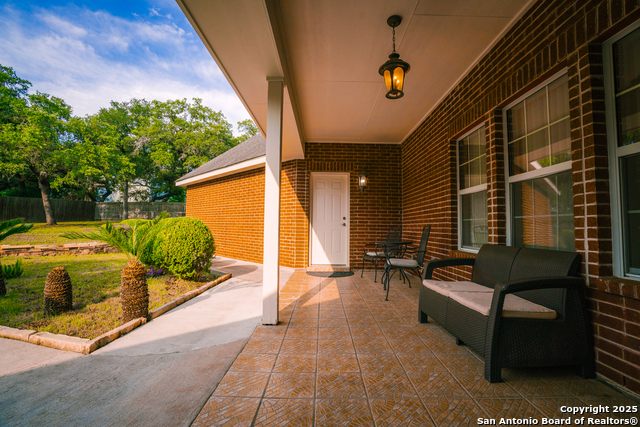 Image 24 of 28 For 6935 Hausman W