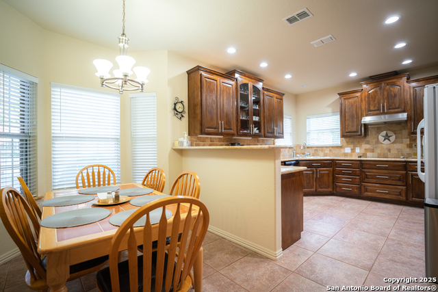 Image 9 of 28 For 6935 Hausman W