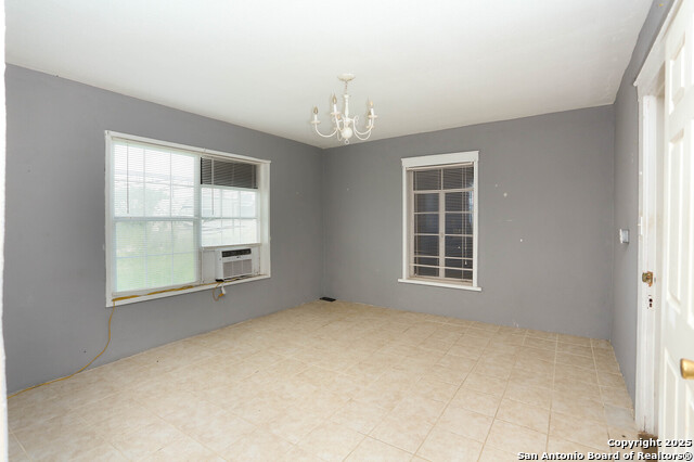 Listing photo id 21 for 10705 State Hwy 16 N