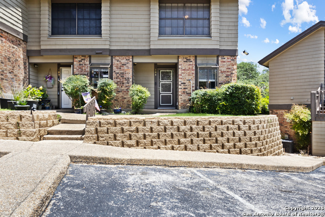Details for 11815 Vance Jackson  704, San Antonio, TX 78230
