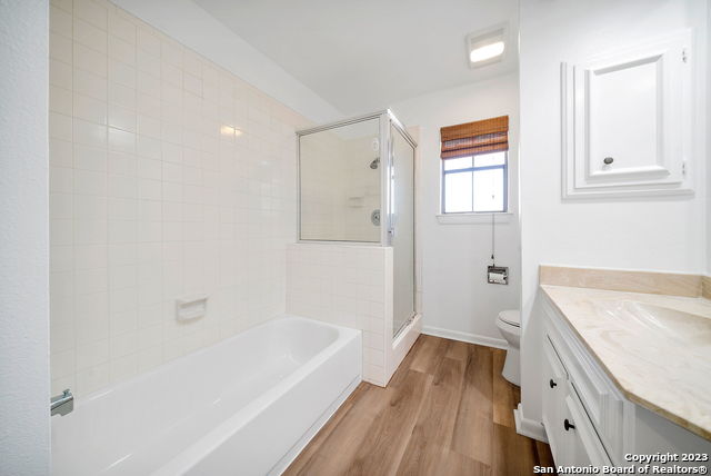 Image 19 of 26 For 8415 Fredericksburg Rd  704