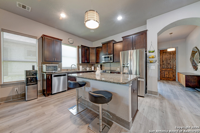 Image 13 of 33 For 636 Carriage House