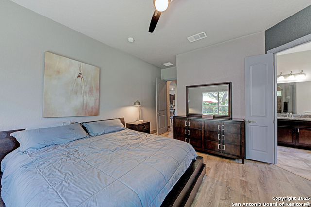 Image 21 of 33 For 636 Carriage House