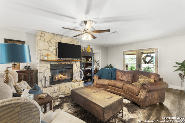 Image 11 of 55 For 1141 Fm 3240