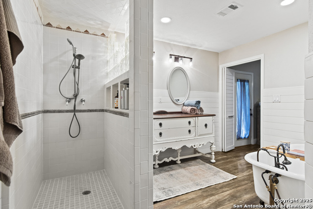 Image 23 of 55 For 1141 Fm 3240