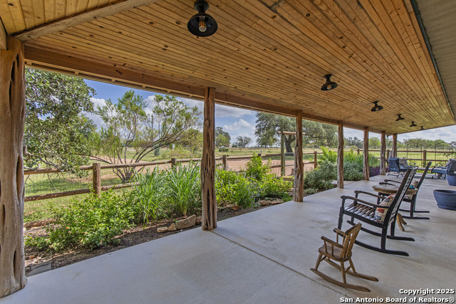 Image 7 of 55 For 1141 Fm 3240