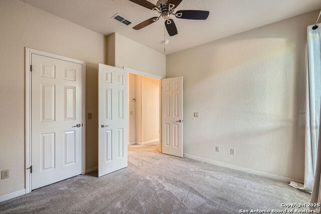 Listing photo id 21 for 18602 Windcliffe
