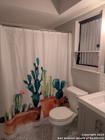 Listing photo id 12 for 941 Park View Loop