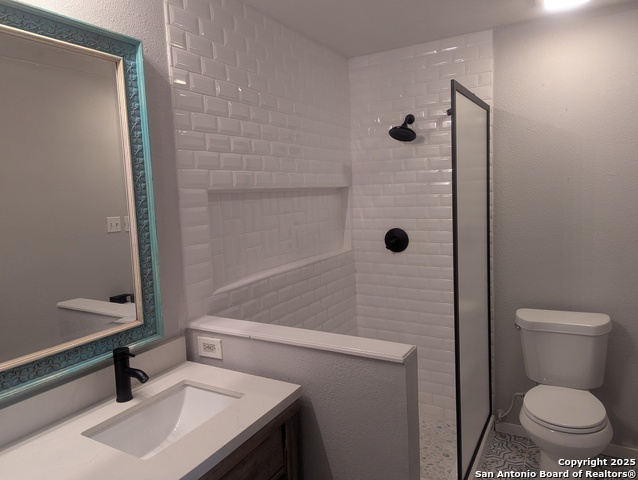 Listing photo id 7 for 941 Park View Loop