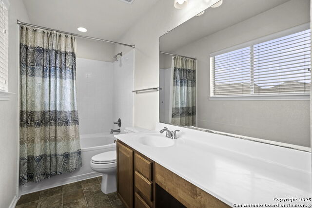 Listing photo id 14 for 7623 Bartell
