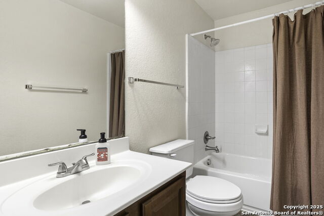 Listing photo id 18 for 7623 Bartell