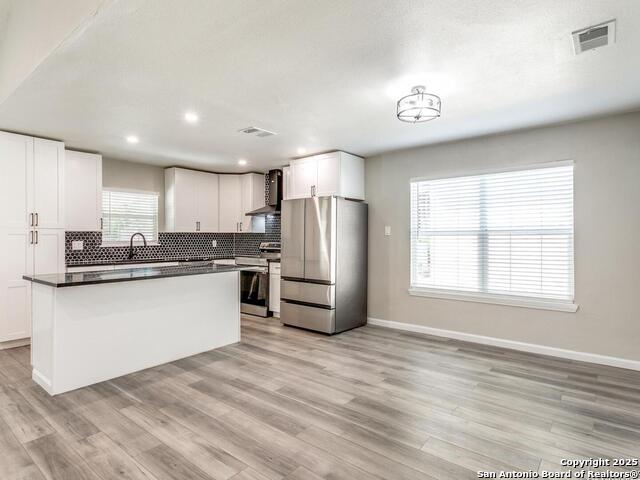 Listing photo id 9 for 12211 Ecksminster