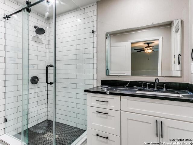 Listing photo id 26 for 12211 Ecksminster