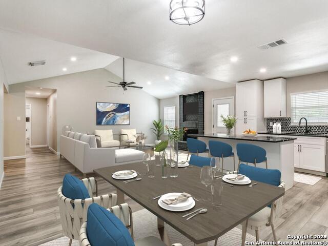 Listing photo id 2 for 12211 Ecksminster