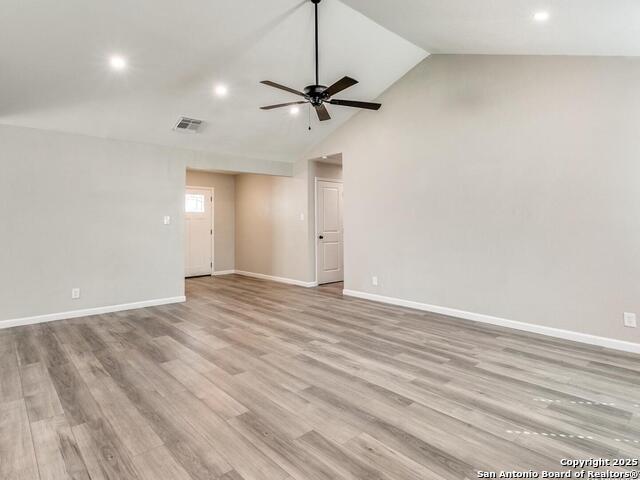 Listing photo id 4 for 12211 Ecksminster