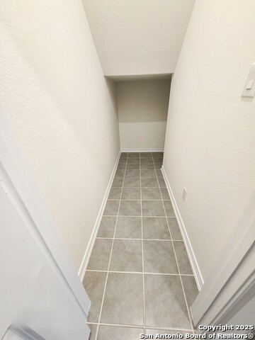 Listing photo id 10 for 10643 Military W Unit 37