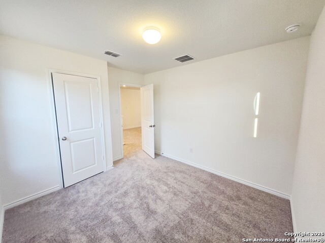 Listing photo id 17 for 10643 Military W Unit 37