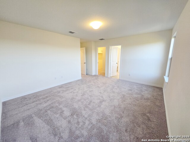 Listing photo id 25 for 10643 Military W Unit 37
