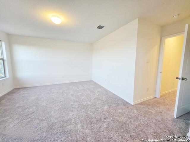 Listing photo id 30 for 10643 Military W Unit 37