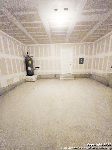 Listing photo id 31 for 10643 Military W Unit 37