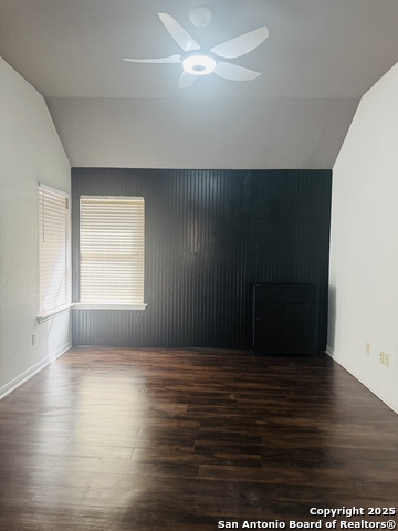 Listing photo id 11 for 2309 Ranch Estates N