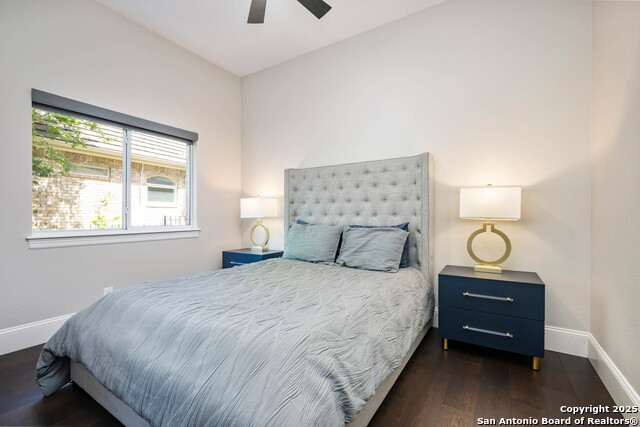 Listing photo id 24 for 12415 Winding Branch