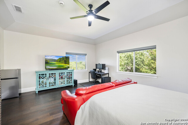 Listing photo id 34 for 12415 Winding Branch
