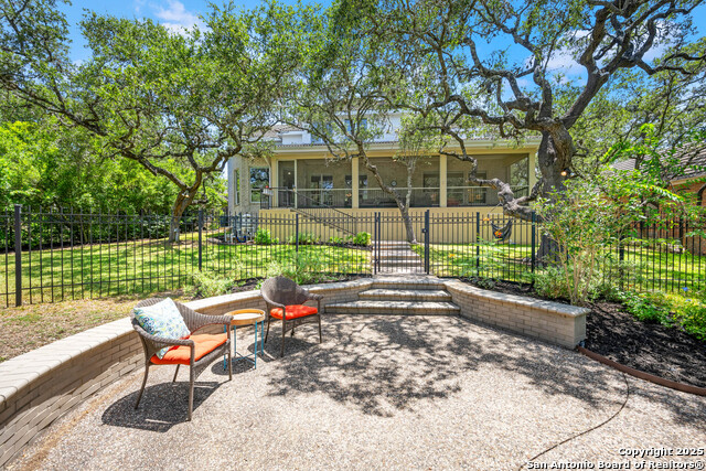 Listing photo id 36 for 12415 Winding Branch