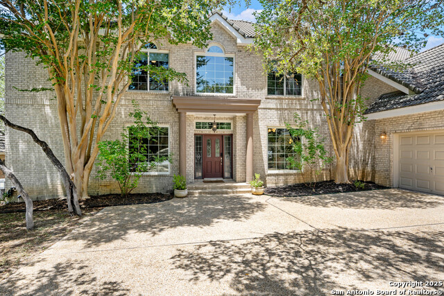 Listing photo id 3 for 12415 Winding Branch