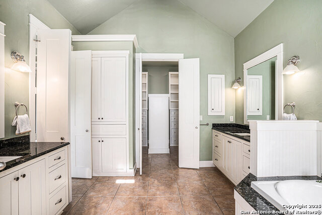 Listing photo id 19 for 49 Blue Diamond
