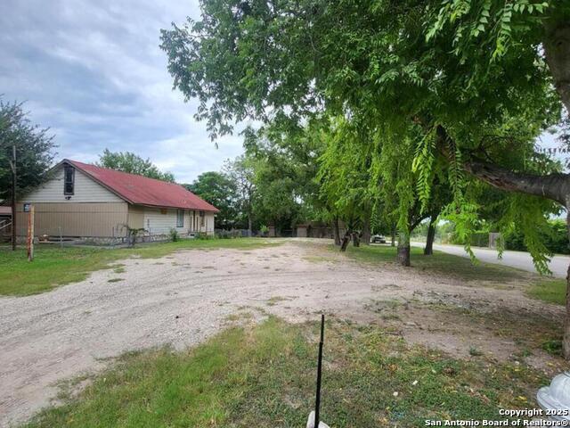 Image 6 of 9 For 5050 Hemphill Dr