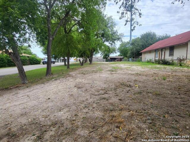 Image 8 of 9 For 5050 Hemphill Dr
