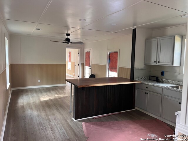 Listing photo id 1 for 1510 12th
