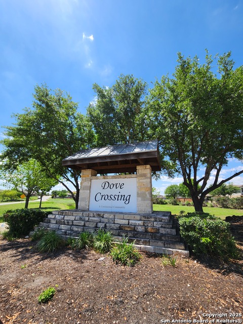 Listing photo id 24 for 2614 Dove Crossing Dr