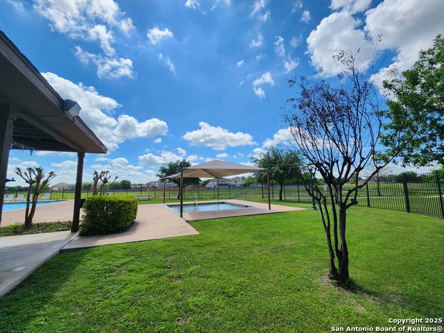 Listing photo id 26 for 2614 Dove Crossing Dr