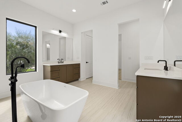 Image 24 of 29 For 9847 Midsomer Pl