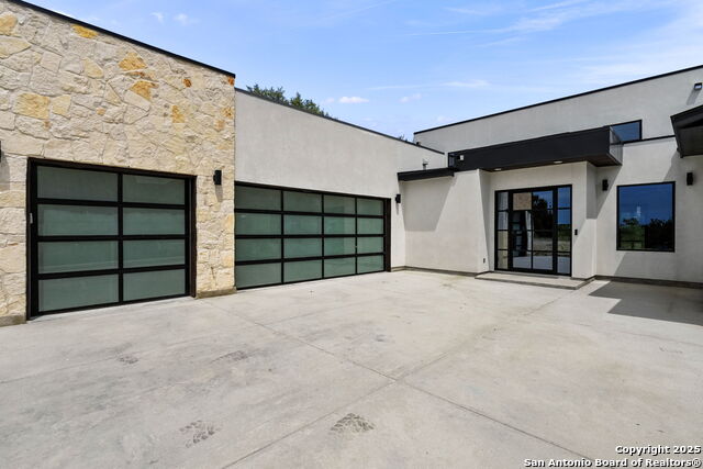 Image 29 of 29 For 9847 Midsomer Pl