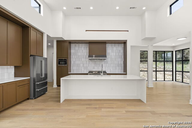 Image 8 of 29 For 9847 Midsomer Pl
