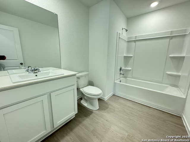 Image 11 of 15 For 3720 Axis Hill